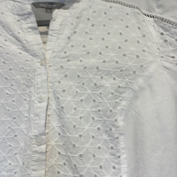 Delightful white eyelet a-line dress - Picture 3 of 6